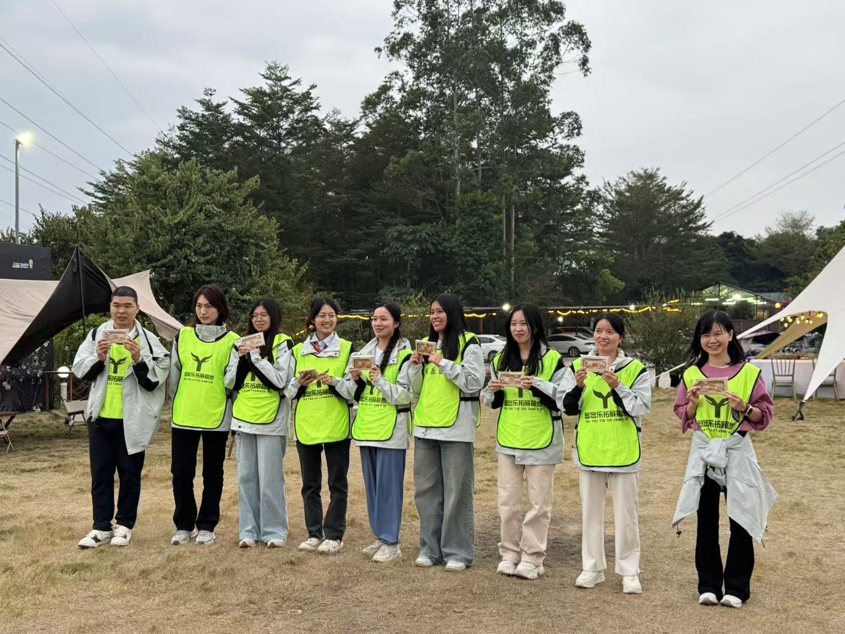 深圳户外拓展团建方案大揭秘！佳天下团建带你解锁团队新活力！