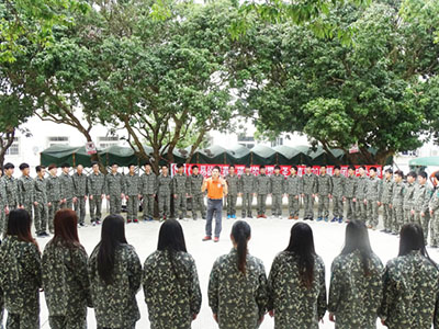 团建拓展基地：深圳新长征军事教育实践基地