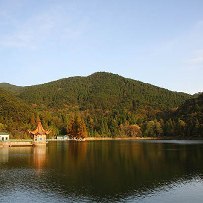 芦林湖